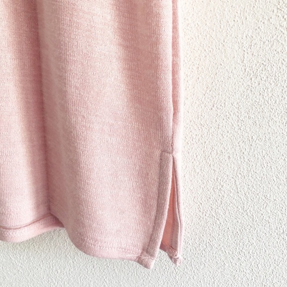 T TAHARI Short Sleeve V-Neck Rayon Blend Jersey Top, Pink, Medium, NWT - Picture 4 of 8